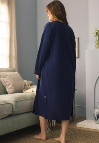 Laura Ashley SEERSUCKER LONG LINE LOUNGE - Dodatek za na plažo - blue