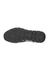 Suola di una scarpa in gomma nera con un motivo testurizzato, caratterizzata da scanalature e creste profonde per una migliore aderenza. Un logo circolare è visibile vicino al tallone.