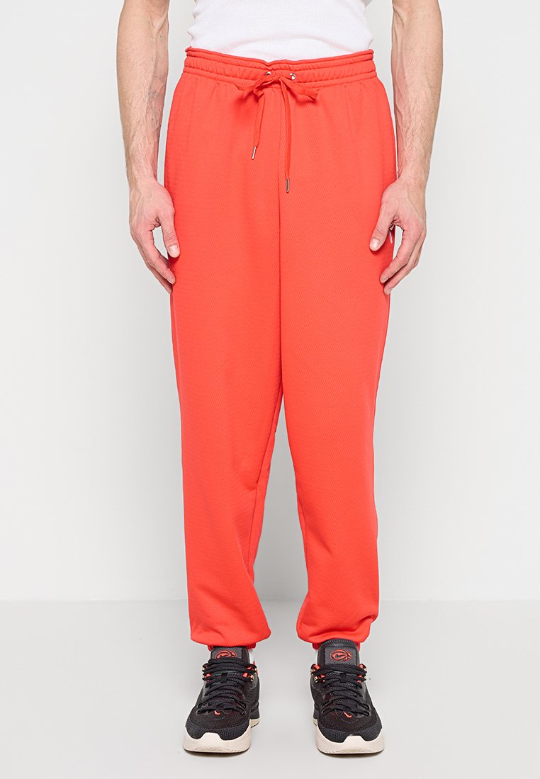 Pantalones deportivos