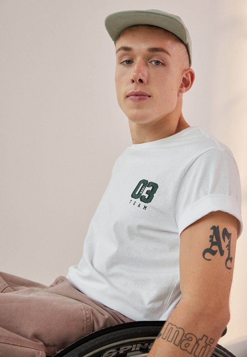 Pier One Trükipildiga Tsärk white/valge Zalando.ee