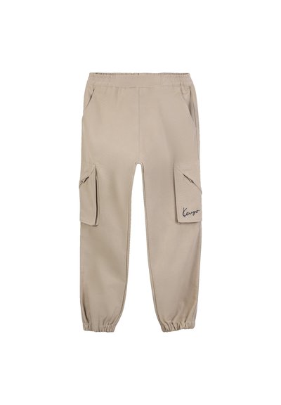 Beige cargobroek met een elastische tailleband, voorzien van twee zijzakken en twee cargozakken, afgewerkt met een gathered enkelzoom.