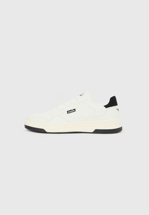 GINGER - Sneakersy niskie