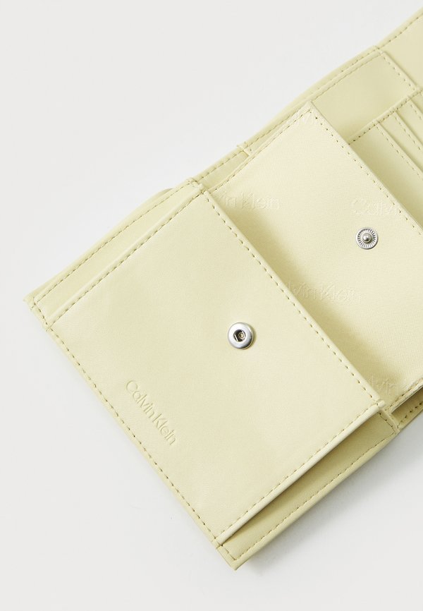 RE-LOCK MEDIUM TRIFOLD - Wallet - parsnip4