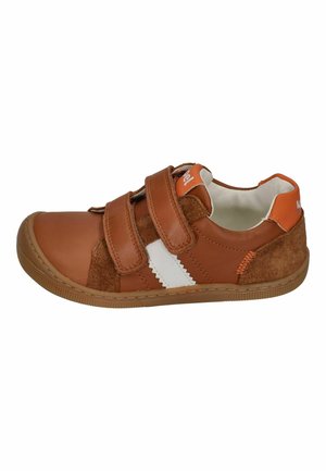 koel, KOEL BAREFOOT KINDER SNEAKERS DENIS NAPPA NEW 3.0 COGNAC ORANGE UNISEX - Baby shoes - cognac orange