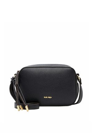 Lille rektangulær sort læder crossbody taske med justerbar rem og guldfarvet hardware, med mærket SURI FREY på fronten.