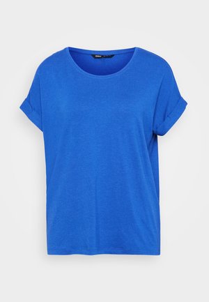 Camiseta de algodón azul con cuello redondo, mangas cortas enrolladas y corte holgado. Textura suave, sin patrones y dobladillo recto.