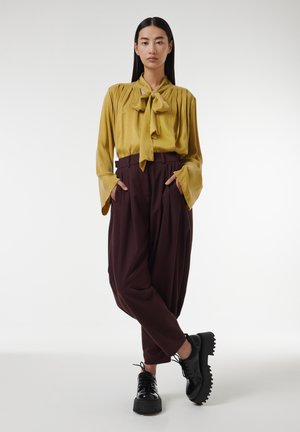 Pantalones - purple
