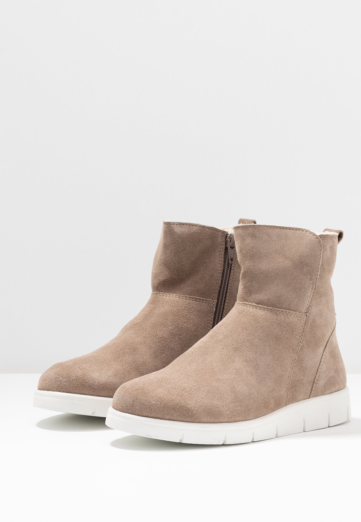 Pier One Wide Fit Korte laarzen grey Zalando.nl Pier One Wide Fit Korte laarzen cognac Zalando.nl