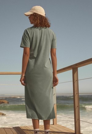 Self. TALL - REGULAR FIT - Trikotaažkleit - khaki green