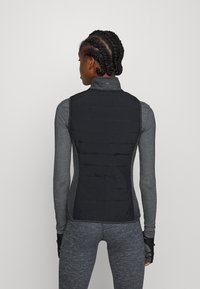 ONLY Play NABA - Liivi - black