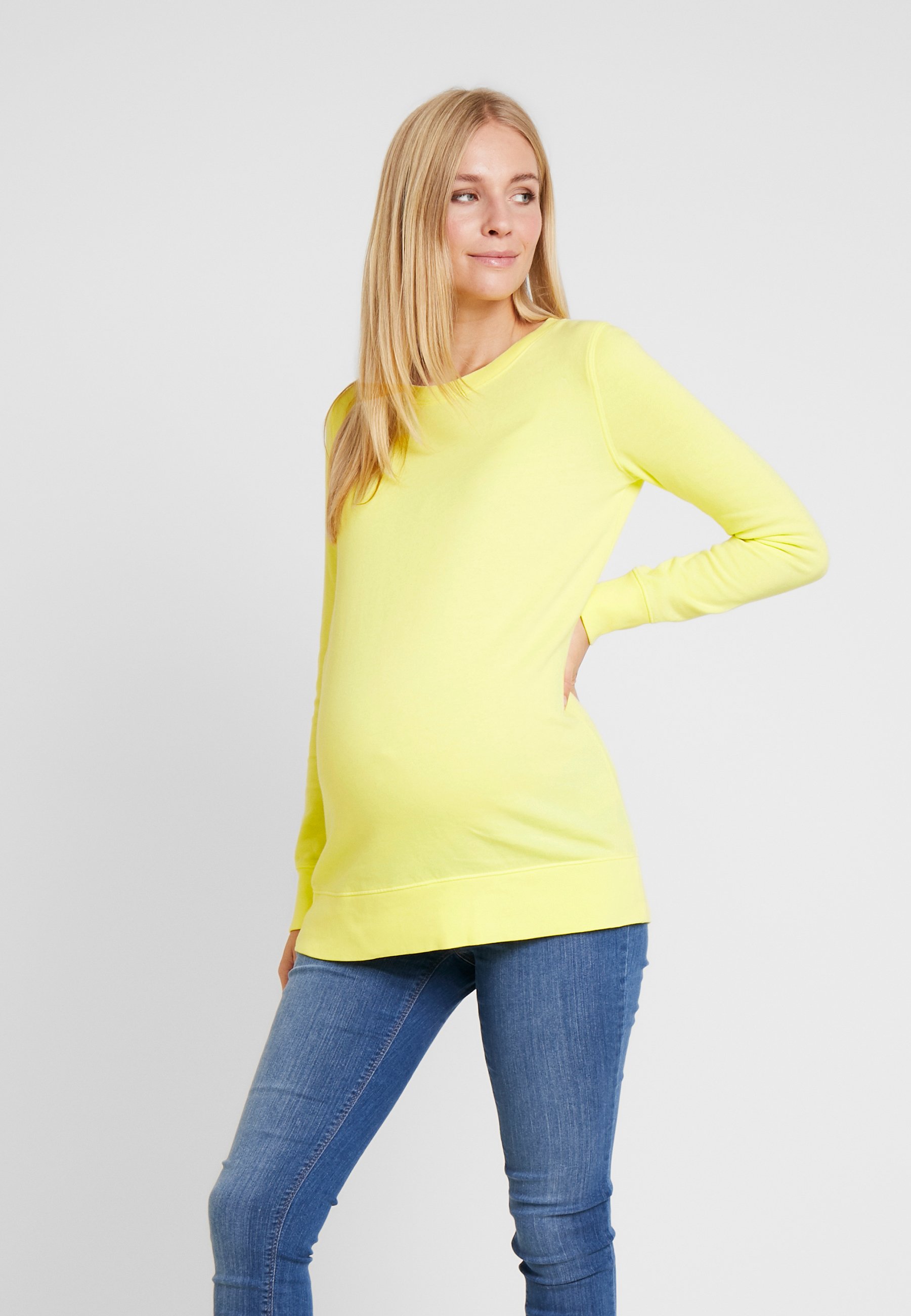 gap maternity sweatshirt
