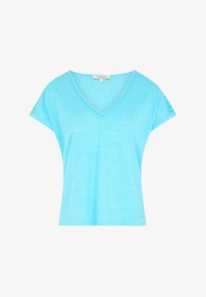 Hellblaues V-Ausschnitt-T-Shirt mit kurzen Ärmeln. Weicher Stoff und lockere Passform. Spitzenakzent an den Ärmeln verleiht ein dekoratives Element.