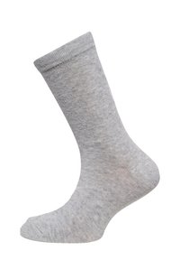Chaussette en coton gris avec un revers côtelé, dotée d'une texture lisse et d'un orteil sans couture. Le corps présente un motif chiné subtil.