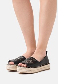 DKNY Espadrilky - black