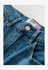 Valittu, dark blue