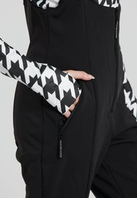 South Beach SKI SALOPETTE - Skidbyxor - black