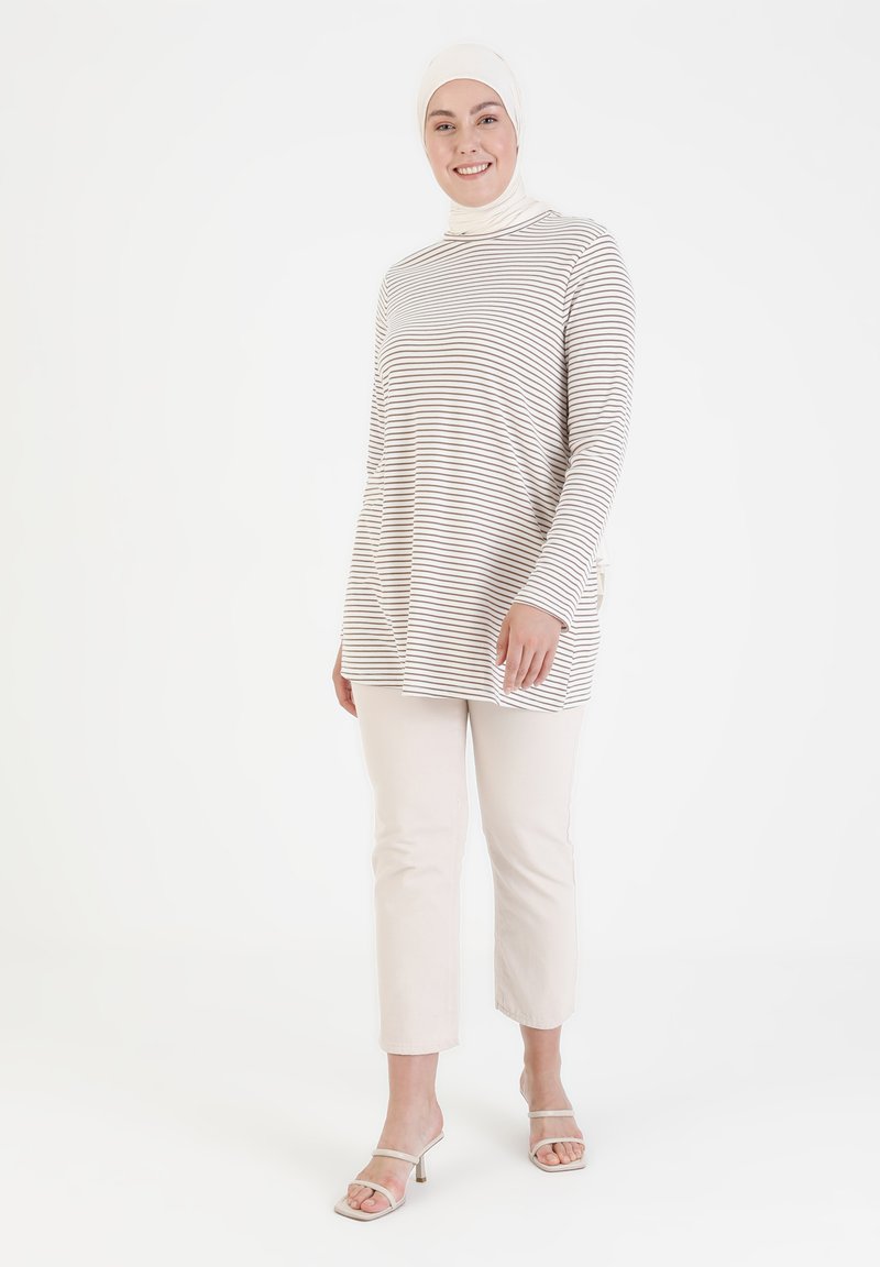 Damen Strickjacken | Modanisa Strickpullover beige - HD65937 Damen Strickjacken | Modanisa Strickpullover beige - HD65937
