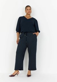 Wasabi Concept Bluza - navy