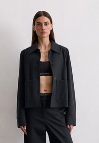 Marc O'Polo - MARC O’POLO X DFB TRAVEL COLLECTION INDOOR JACKET COLLAR PATCH POCKETS AT FRONT BUTTONED - Summer jacket - deep night blue Thumbnail Image 1