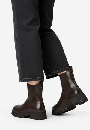 Nine West, NINE WEST CHELSEA BOOTS WOMEN'S BROWN CEO-BASIMA-01 - Stivaletti con plateau - brown
