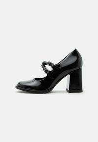 Неизбран, black
