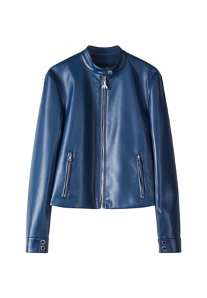Giacca in ecopelle blu con collo alla coreana, zip frontale, due tasche laterali con zip e polsini con bottoni.