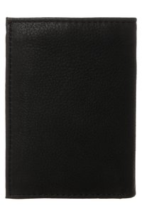 Portefeuille en cuir noir avec une texture lisse et des bords surpiqués. Forme rectangulaire compacte sans matériel ni détails de marque visibles.