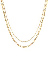 Collana a catena a strati in tonalità oro con tre filamenti, caratterizzata da forme di anelli diverse, tra cui ovali e rotondi. Texture liscia e finitura lucida.