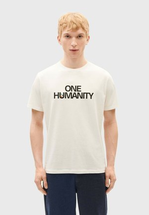 ONE HUMANITY - Print T-shirt - off white