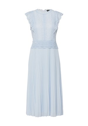 Hellblaues ärmelloses Kleid mit Spitzenoberteil, geschwungenen Kanten und plissiertem Rock, der unter das Knie reicht.