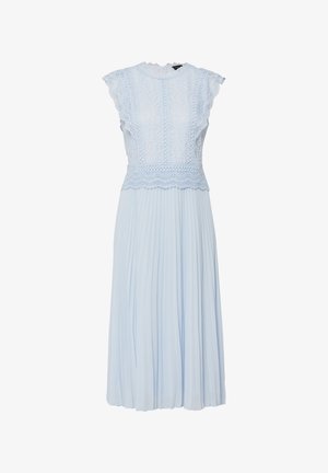 Hellblaues ärmelloses Kleid mit Spitzenoberteil, geschwungenen Kanten und plissiertem Rock, der unter das Knie reicht.