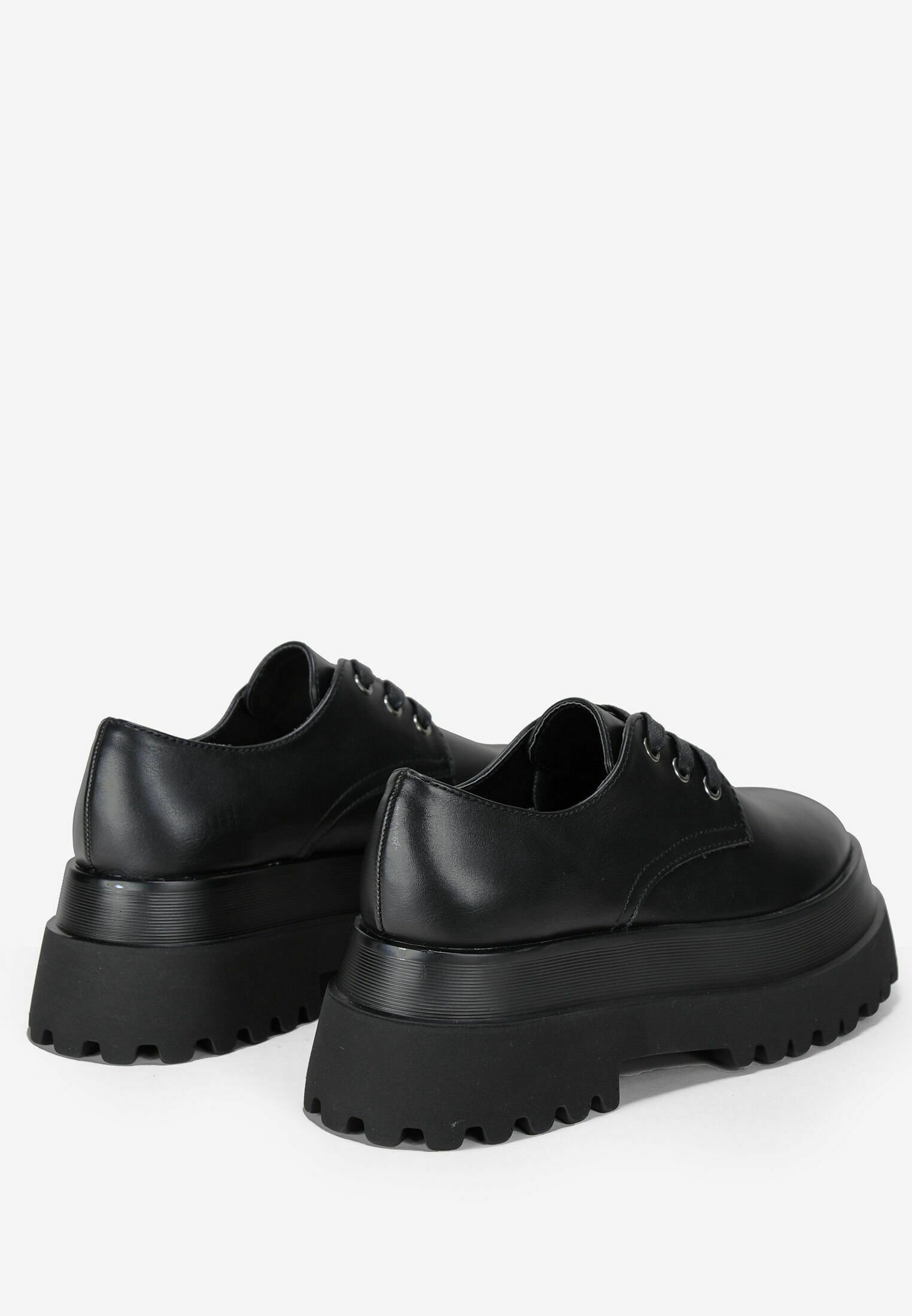 Bosanova Zapatos con cordones - black/negro - Zalando.es