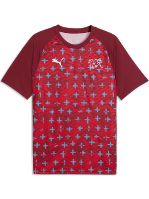 Czerwony i ciemnoczerwony sportowy krótki rękaw z niebieskimi wzorami w kształcie krzyża, logo Puma po prawej stronie klatki piersiowej oraz emblemat Szwajcarskiego Związku Piłkarskiego po lewej.
