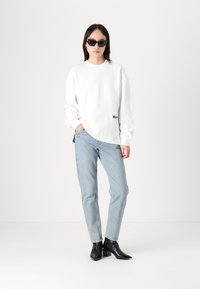 Karl Lagerfeld Jeans RELAXED  - Sudadera - white