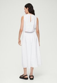 s.Oliver MIT CUT OUT - Freizeitkleid - weiß