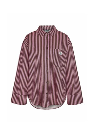 Tamsiai raudonos ir rožinės spalvos dryžuota ilgomis rankovėmis marškinėliai su sagų priekiu, klasikiniu apykakle ir kišene su logotipo lipduku.