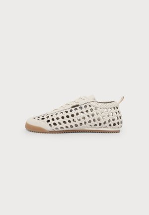 AllSaints, KENNY WOVEN RUNNER - Baskets basses - parchment white
