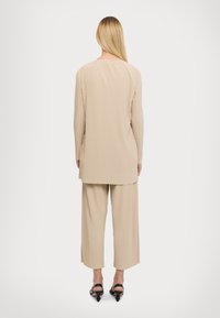 Max Mara Leisure FIESTA - Īss mētelis - beige