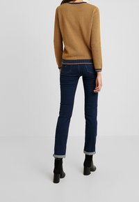 edc by Esprit Maglione - dark yellow
