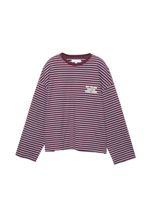 Maglietta in cotone a maniche lunghe con righe bordeaux e bianche, collo rotondo e stampa sulla tasca frontale con la scritta "NON MI SENTO CREATIVO. TODA: STORIA."