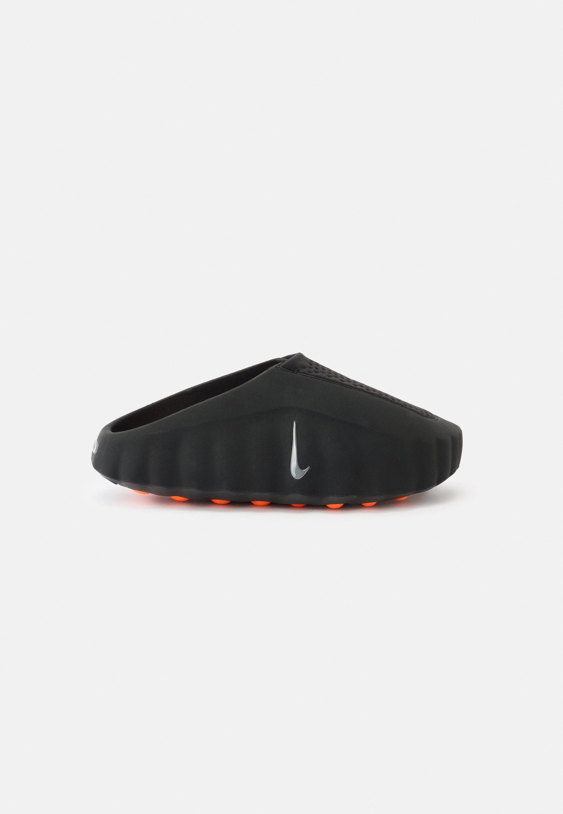 Nike Mind 001