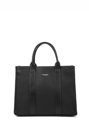 Zwarte lederen tote bag met een gestructureerde afwerking, twee stevige handvatten en een gladde bodem. Voorzien van een subtiele merkembleem aan de voorkant.