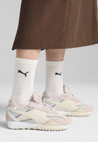 Puma BLKTOP RIDER - Sneakers basse - island pink-mauve mist
