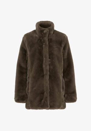 Bruin nepbont jas met een hoge kraag, lange mouwen en een rechte snit. Zachte textuur en een knooploze voorkant.