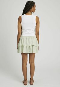BZB COURTE IMPRIMÉE À VOLANTS - Minijupe - vert clair