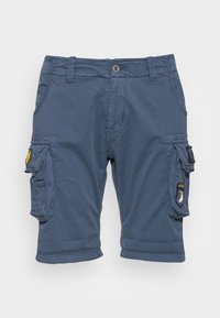 Blauwe cargoshorts van lichtgewicht stof, met meerdere zijzakken en een knoopsluiting. Geborduurd patch op de zijkant.