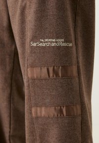 Pal Sporting Goods SAR WORLDWIDE UNISEX - Broek - mocha