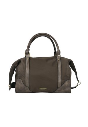 Bolso de tela marrón con detalles en cuero, asas dobles y correa desmontable. Cuenta con un logo sutil en el frente y detalles de costura.