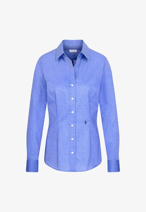 Camicia azzurro chiaro a maniche lunghe con bottoni e colletto appuntito, con una piccola rosa nera ricamata sulla parte inferiore destra davanti.