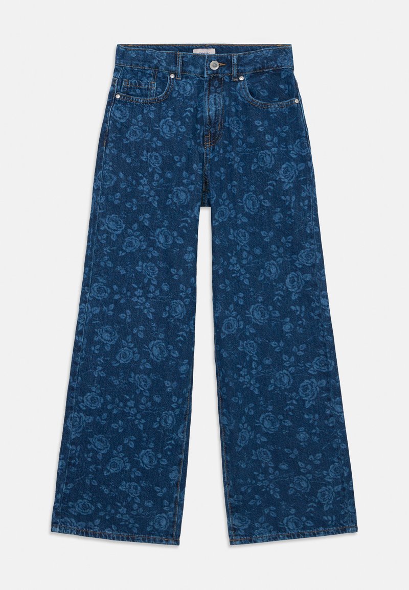 Jeans largos de ganga azul com um padrão de flores, apresentando um fecho de botão e fita, passantes para cinto e bolsos frontais.